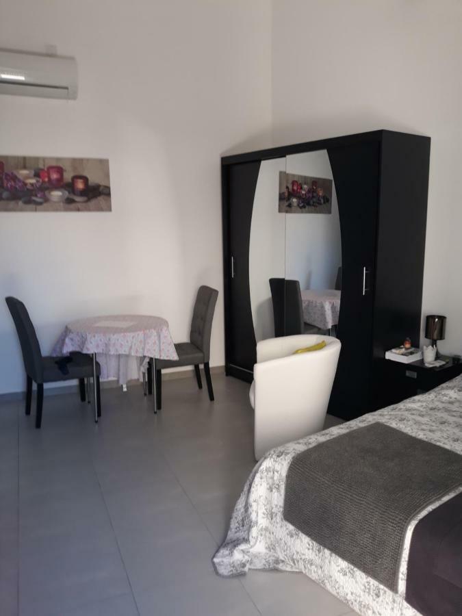 Mas Saint Genieis Apartment Canet  Exterior photo
